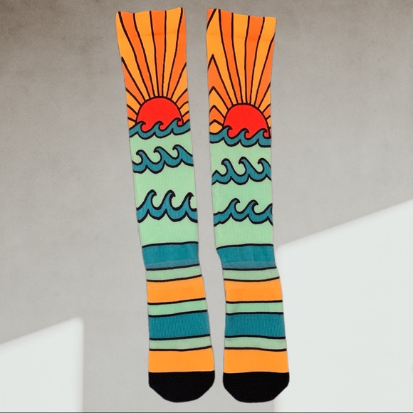 Sun on water knee high socks - Picture 3 of 4